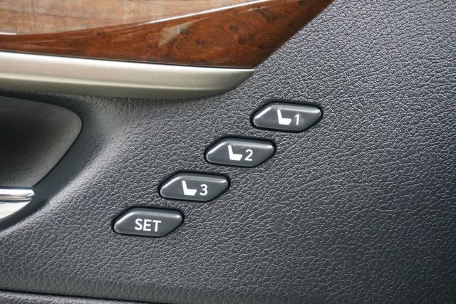 2013 Lexus ES 350 4dr Sedan - 23022036 - 15