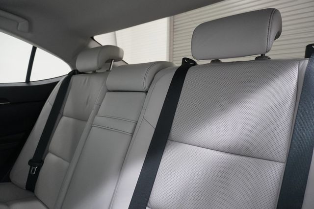 2013 Lexus ES 350 4dr Sedan - 23024408 - 11