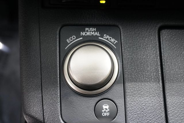2013 Lexus ES 350 4dr Sedan - 23024408 - 22