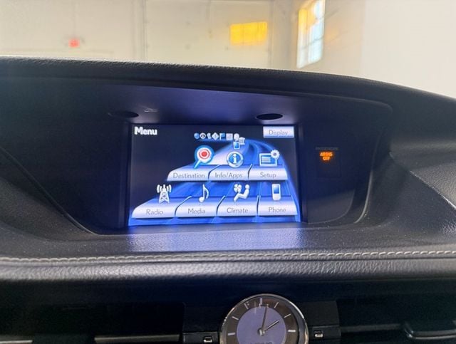 2013 Lexus ES 350 4dr Sedan - 22961455 - 18