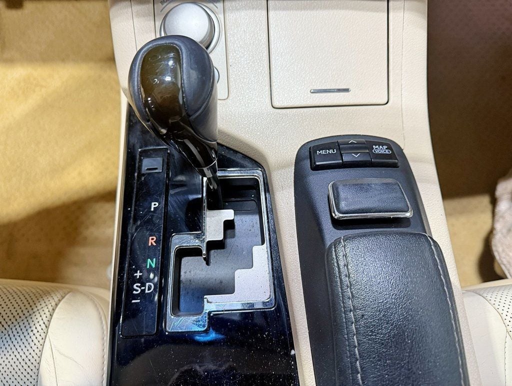 2013 Lexus ES 350 4dr Sedan - 22961455 - 23