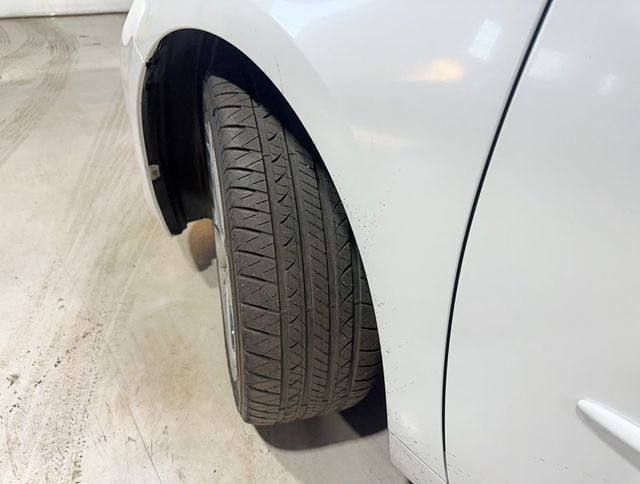 2013 Lexus ES 350 4dr Sedan - 22961455 - 2