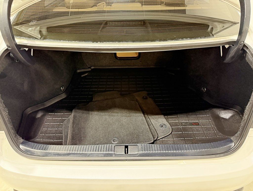 2013 Lexus ES 350 4dr Sedan - 22961455 - 36