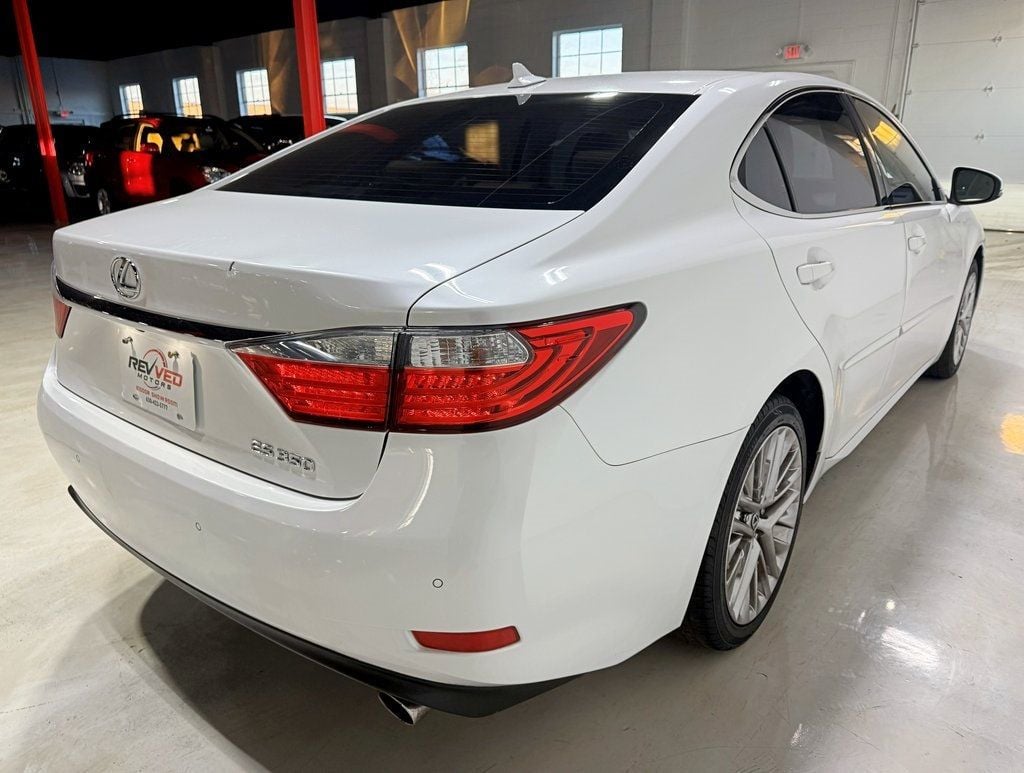 2013 Lexus ES 350 4dr Sedan - 22961455 - 6