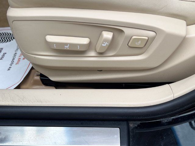 2013 Lexus ES 350 4dr Sedan - 23095653 - 11