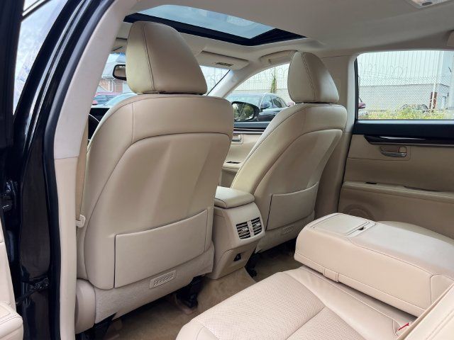2013 Lexus ES 350 4dr Sedan - 23095653 - 14