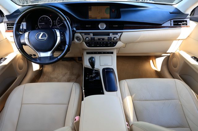 2013 Lexus ES 350 4dr Sedan - 22912119 - 21