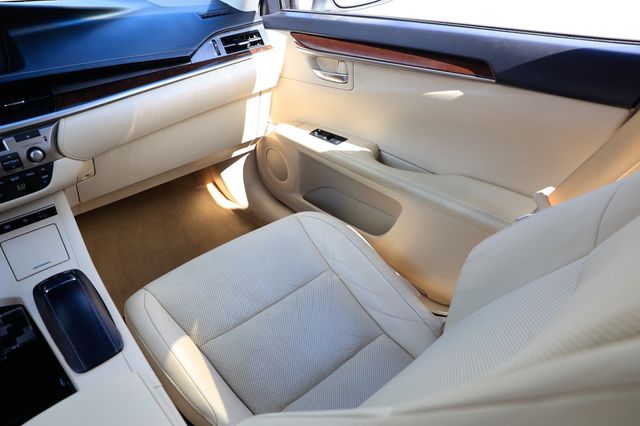 2013 Lexus ES 350 4dr Sedan - 22912119 - 22