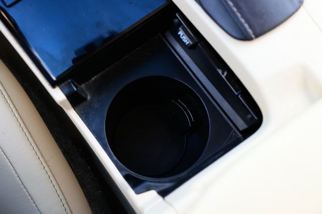 2013 Lexus ES 350 4dr Sedan - 22912119 - 38