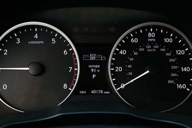 2013 Lexus ES 350 4dr Sedan - 22912119 - 46