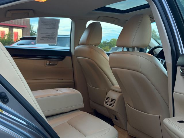 2013 Lexus ES 350 4dr Sedan - 23052504 - 10
