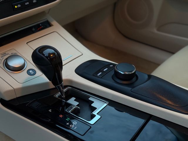 2013 Lexus ES 350 4dr Sedan - 23052504 - 13