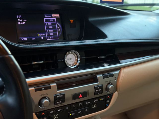 2013 Lexus ES 350 4dr Sedan - 23052504 - 14