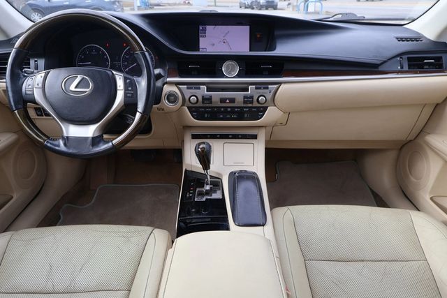 2013 Lexus ES 350 ES 350, NAVI SYS, WOODGRAIN TRIM, BLIND SPOT MONITOR, BLUETOOTH! - 22937024 - 28