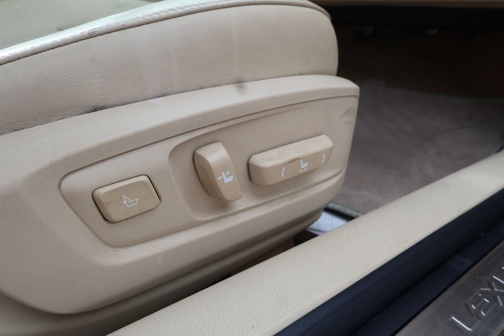 2013 Lexus ES 350 ES 350, NAVI SYS, WOODGRAIN TRIM, BLIND SPOT MONITOR, BLUETOOTH! - 22937024 - 32