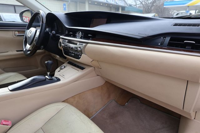 2013 Lexus ES 350 ES 350, NAVI SYS, WOODGRAIN TRIM, BLIND SPOT MONITOR, BLUETOOTH! - 22937024 - 33