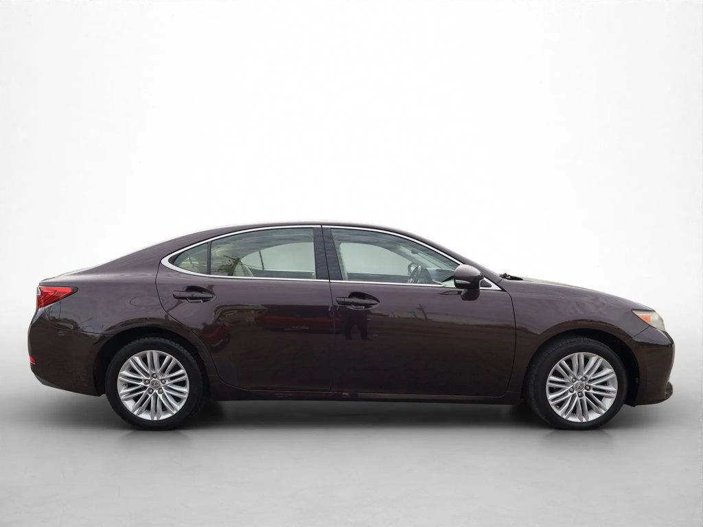 2013 Lexus ES 350 ES 350, NAVI SYS, WOODGRAIN TRIM, BLIND SPOT MONITOR, BLUETOOTH! - 22937024 - 5