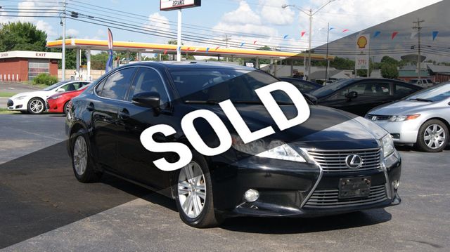 2013 Lexus ES 350 JUST SERVICED, VERY CLEAN INSIDE AND OUT  - 22886708 - 0