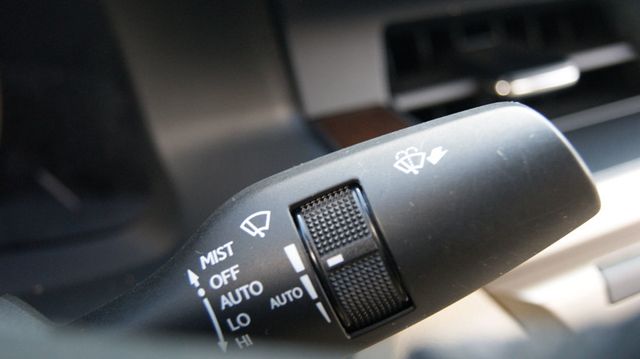 2013 Lexus ES 350 JUST SERVICED, VERY CLEAN INSIDE AND OUT  - 22886708 - 21