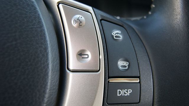 2013 Lexus ES 350 JUST SERVICED, VERY CLEAN INSIDE AND OUT  - 22886708 - 25