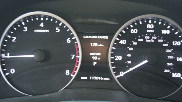 2013 Lexus ES 350 JUST SERVICED, VERY CLEAN INSIDE AND OUT  - 22886708 - 3