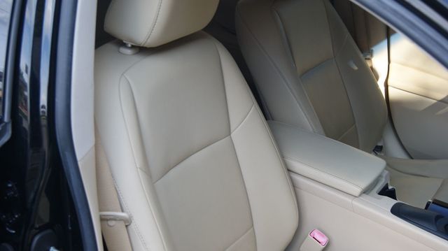 2013 Lexus ES 350 JUST SERVICED, VERY CLEAN INSIDE AND OUT  - 22886708 - 56