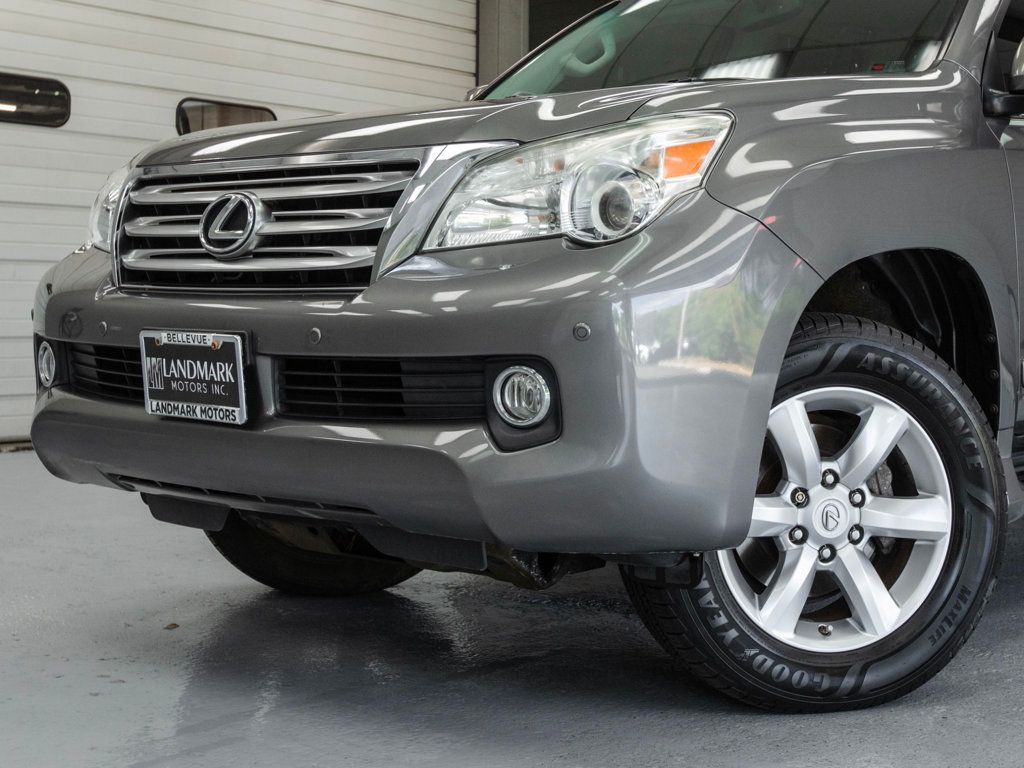 2013 Lexus GX 460 Base photo 13