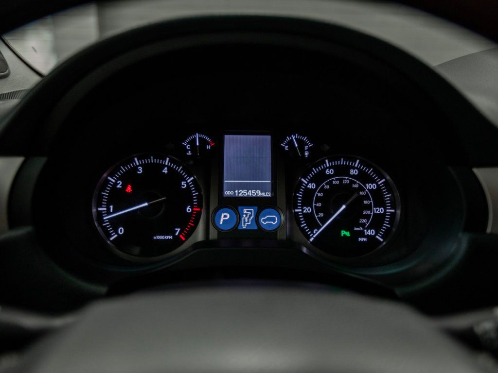 2013 Lexus GX 460 Base photo 17
