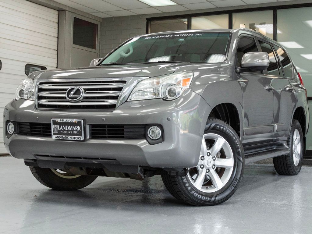 2013 Lexus GX 460 Base photo 2