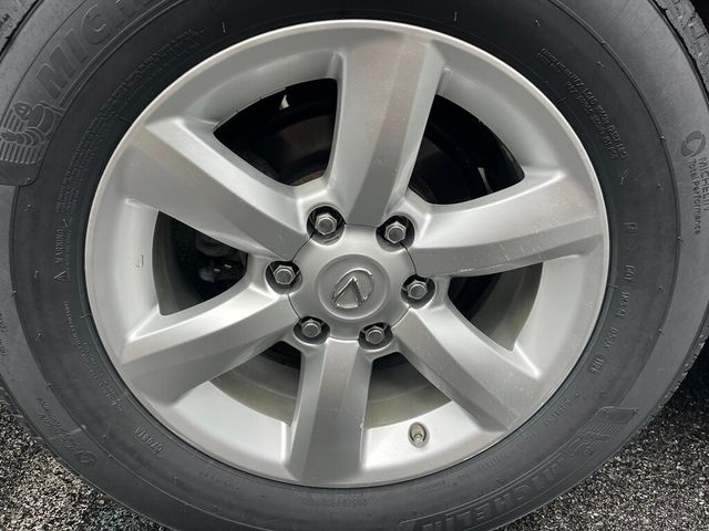 2013 Lexus GX 460 RUST FREE Fully Serviced and Detailed 100 Photos - 23041707 - 9