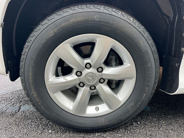 2013 Lexus GX 460 RUST FREE Fully Serviced and Detailed 100 Photos - 23041707 - 10