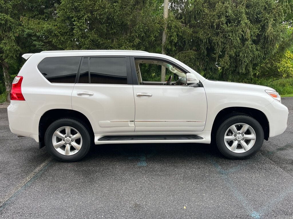 2013 Lexus GX 460 RUST FREE Fully Serviced and Detailed 100 Photos - 23041707 - 1