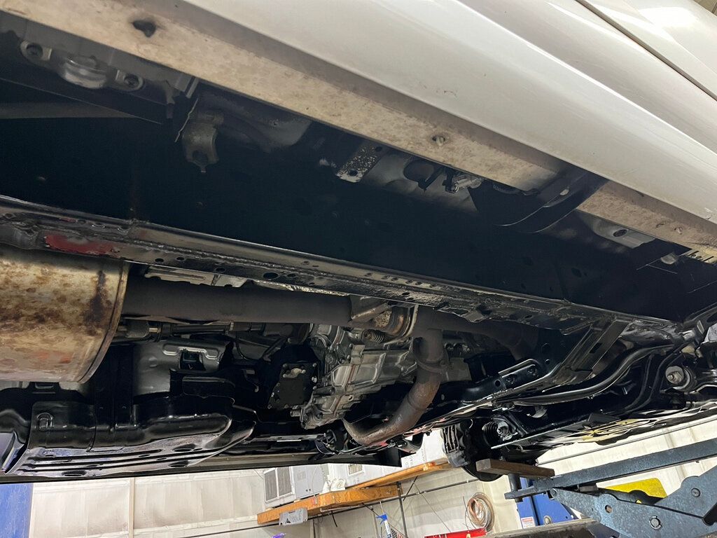 2013 Lexus GX 460 RUST FREE Fully Serviced and Detailed 100 Photos - 23041707 - 51