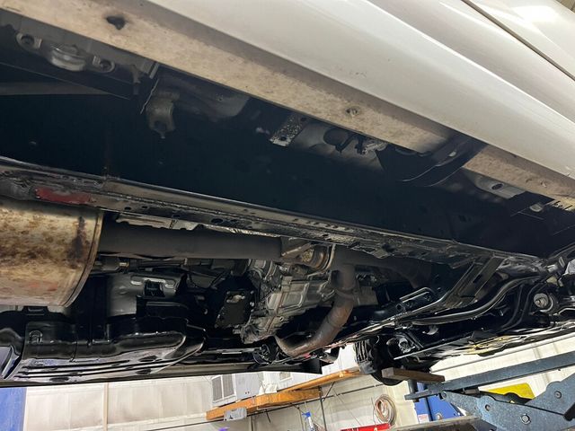 2013 Lexus GX 460 RUST FREE Fully Serviced and Detailed 100 Photos - 23041707 - 51
