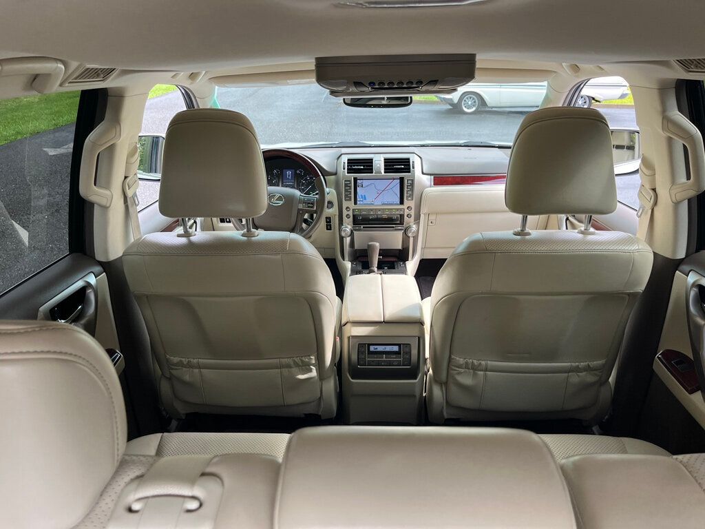 2013 Lexus GX 460 RUST FREE Fully Serviced and Detailed 100 Photos - 23041707 - 78