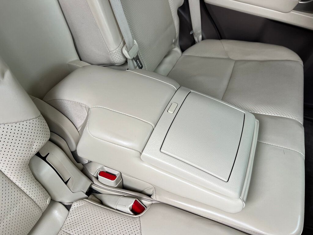 2013 Lexus GX 460 RUST FREE Fully Serviced and Detailed 100 Photos - 23041707 - 85