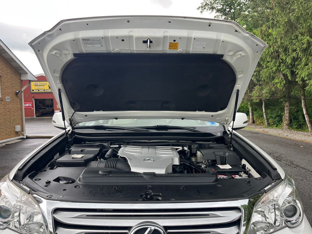 2013 Lexus GX 460 RUST FREE Fully Serviced and Detailed 100 Photos - 23041707 - 89