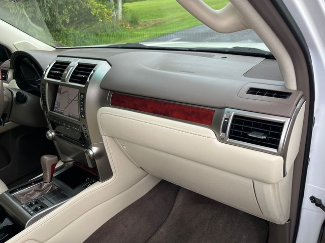2013 Lexus GX 460 RUST FREE Fully Serviced and Detailed 100 Photos - 23041707 - 92