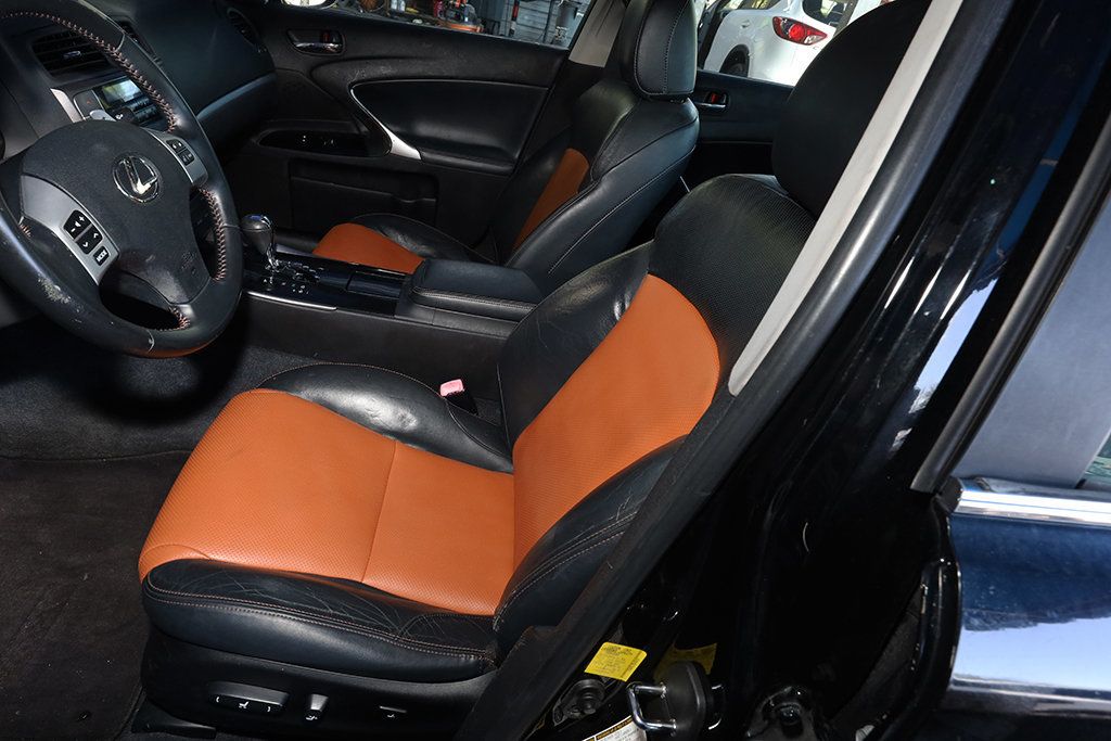 2013 Lexus IS 250 photo 10