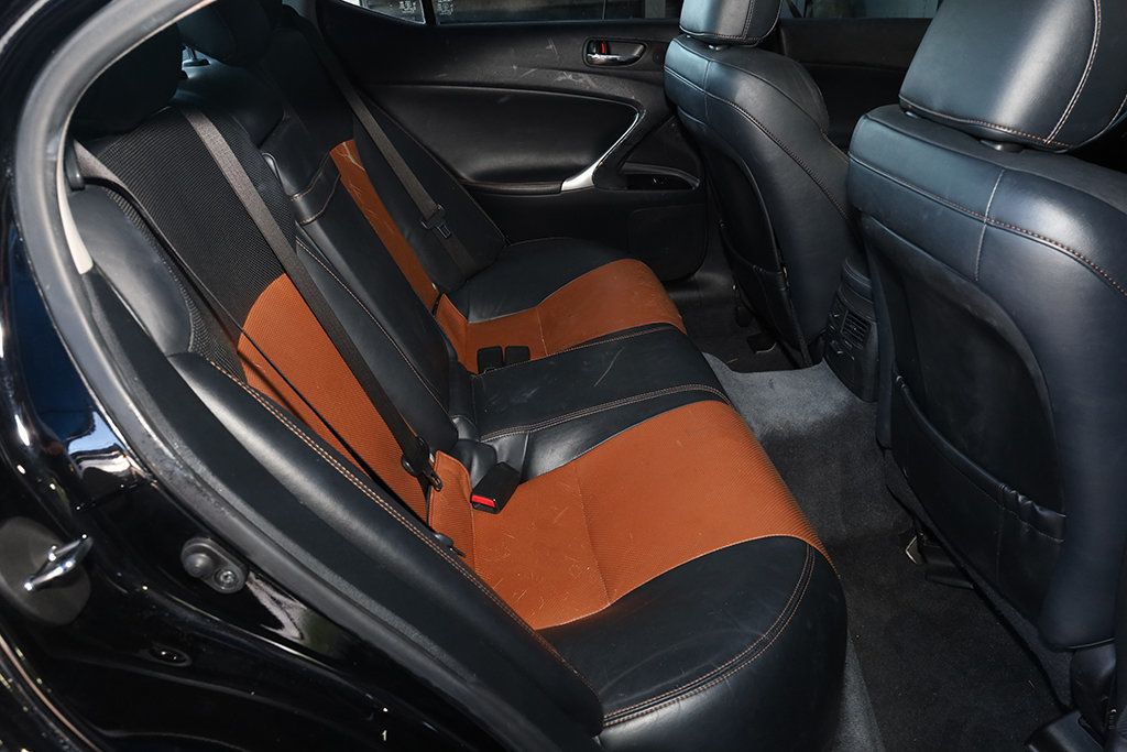2013 Lexus IS 250 photo 12