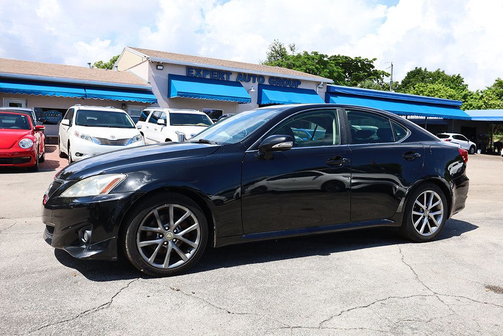 2013 Lexus IS 250 photo 4