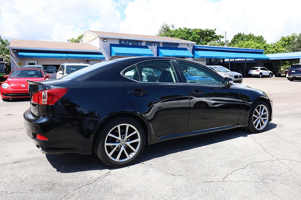 2013 Lexus IS 250 photo 6