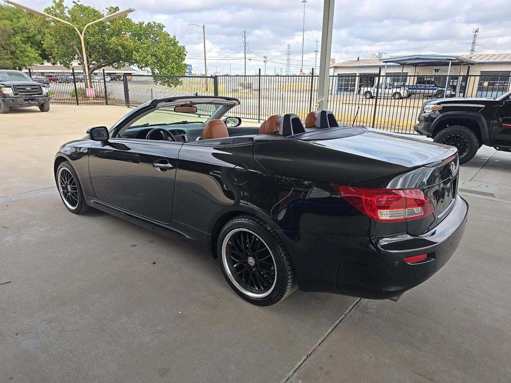 2013 Lexus IS 250C 2dr Convertible Automatic - 23091616 - 1