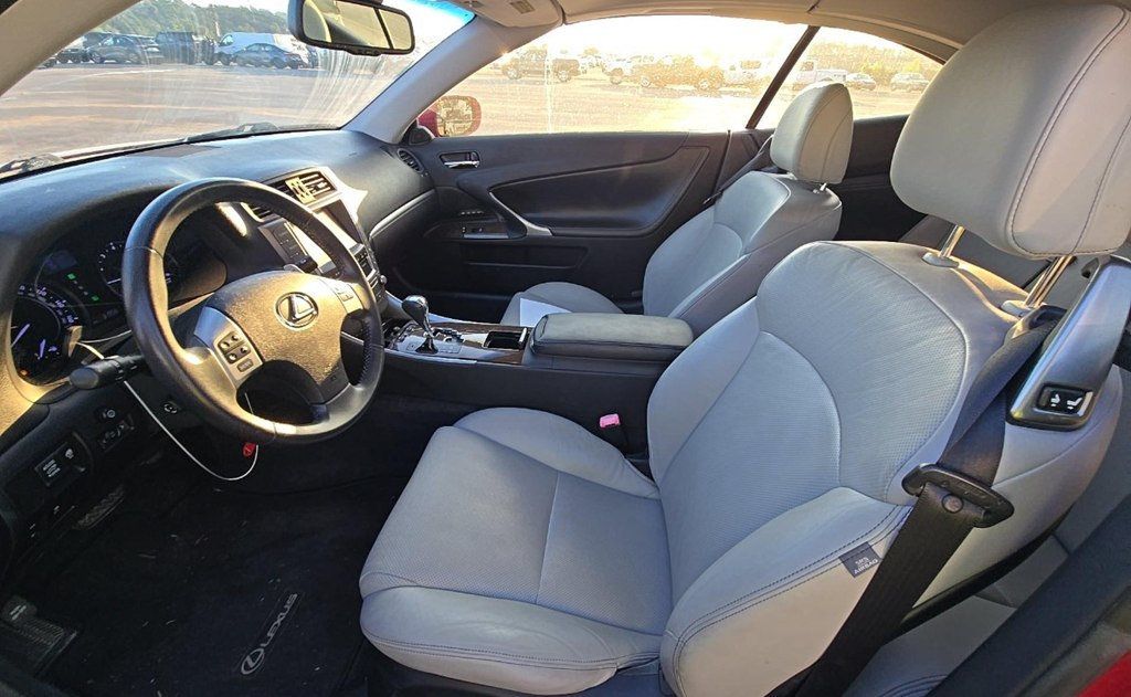 2013 Lexus IS 250C 2dr Convertible Automatic - 23092618 - 5