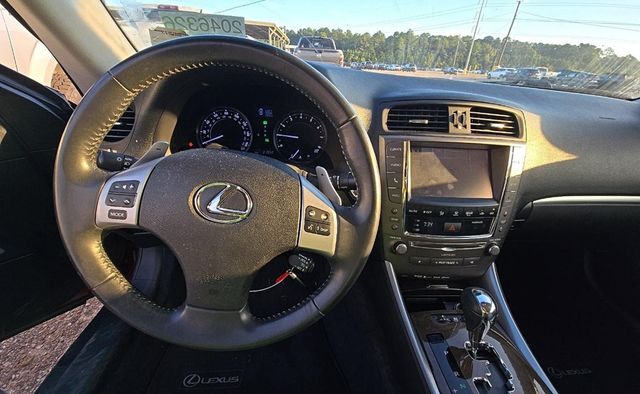 2013 Lexus IS 250C 2dr Convertible Automatic - 23092618 - 8