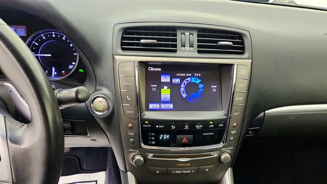 2013 Lexus IS 250C 2dr Convertible Automatic w/ Luxury & Navigation Pkgs - 23052655 - 18