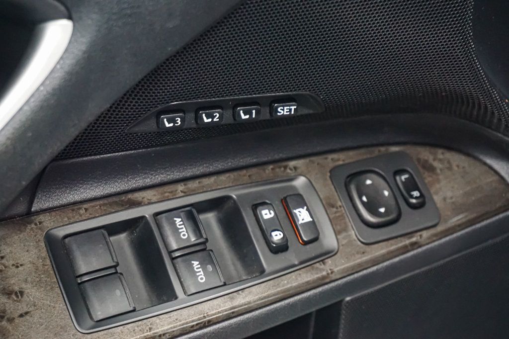 2013 Lexus IS 350C *IS350C* *Black/Black* *Luxury Package* *Only 41k Miles* - 23030685 - 52