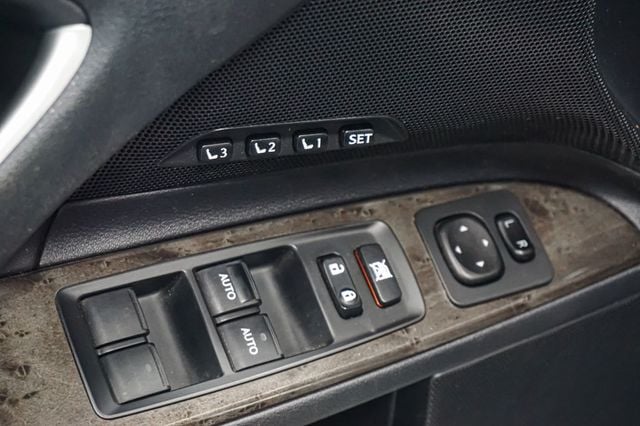 2013 Lexus IS 350C *IS350C* *Black/Black* *Luxury Package* *Only 41k Miles* - 23030685 - 52
