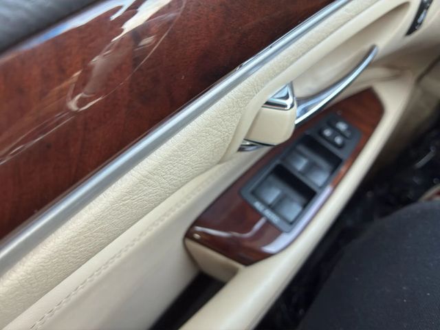 2013 Lexus LS 460 4dr Sedan AWD - 23072099 - 11