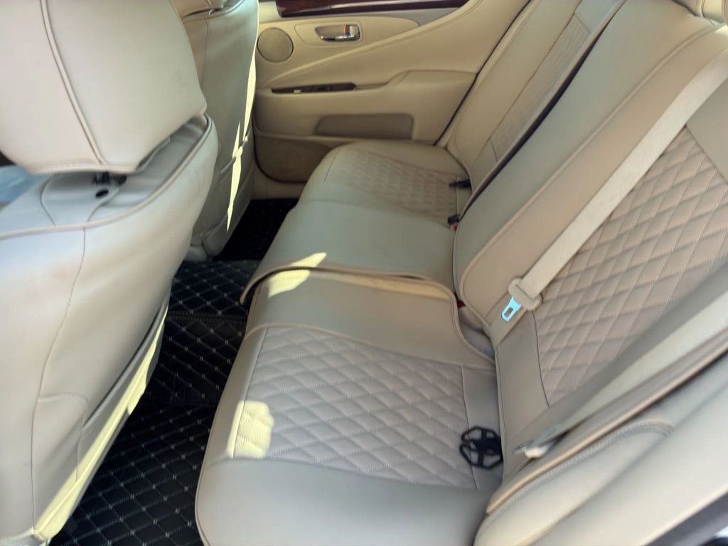 2013 Lexus LS 460 4dr Sedan AWD - 23072099 - 12